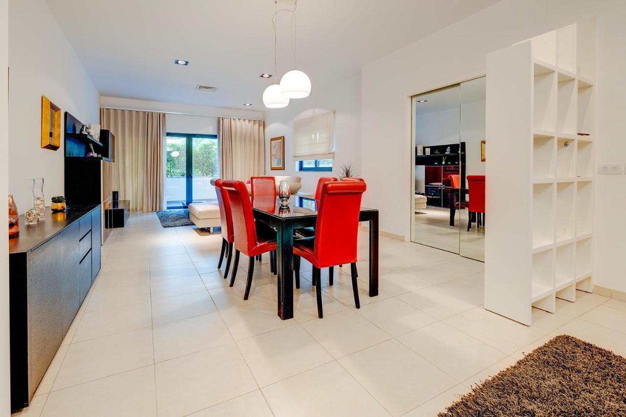 Seaside Oasis Your Own Private Getaway In St Julians San Giuliano Esterno foto