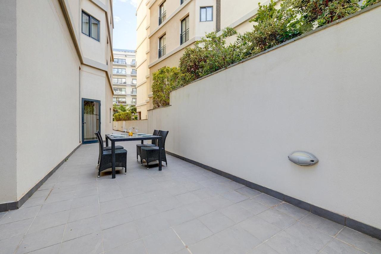 Seaside Oasis Your Own Private Getaway In St Julians San Giuliano Esterno foto