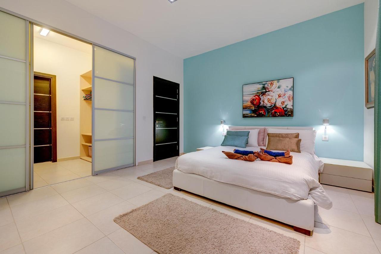 Seaside Oasis Your Own Private Getaway In St Julians San Giuliano Esterno foto